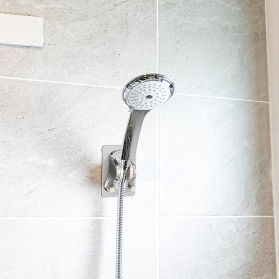 Самоклеящийся держатель насадки для душа, регулируемый настенный, водонепроницаемый, угловое крепление без сверления, универсальное для ванной комнаты