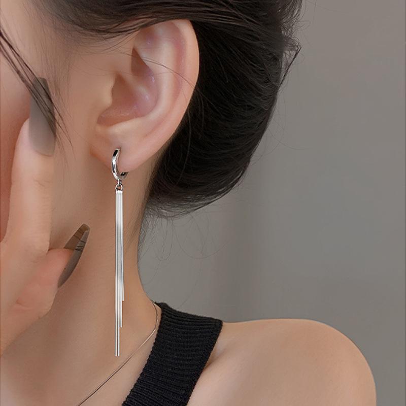 Корейский темперамент Легкая роскошь Интернет-знаменитость Длинная цепочка Серьги-кольца Темпераментные Простые Серьги с бахромой в виде змеиной кости Женские Подчеркивают лицо Тонкая линия уха
