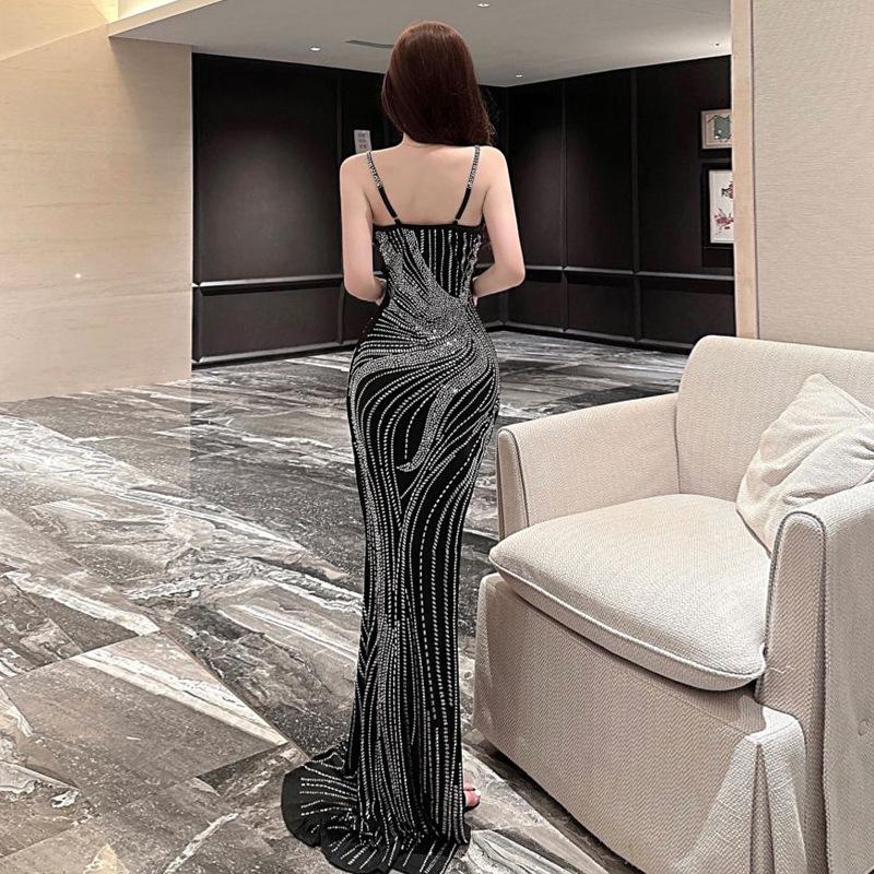 Женское платье-подтяжка Celebrity Mesh Yarn с горячей перфорацией и разрезом