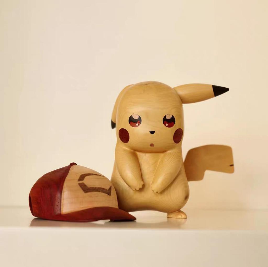 Boxwood Hand-carved Pikachu & Gengar Sandalwood Desk Ornament Gift