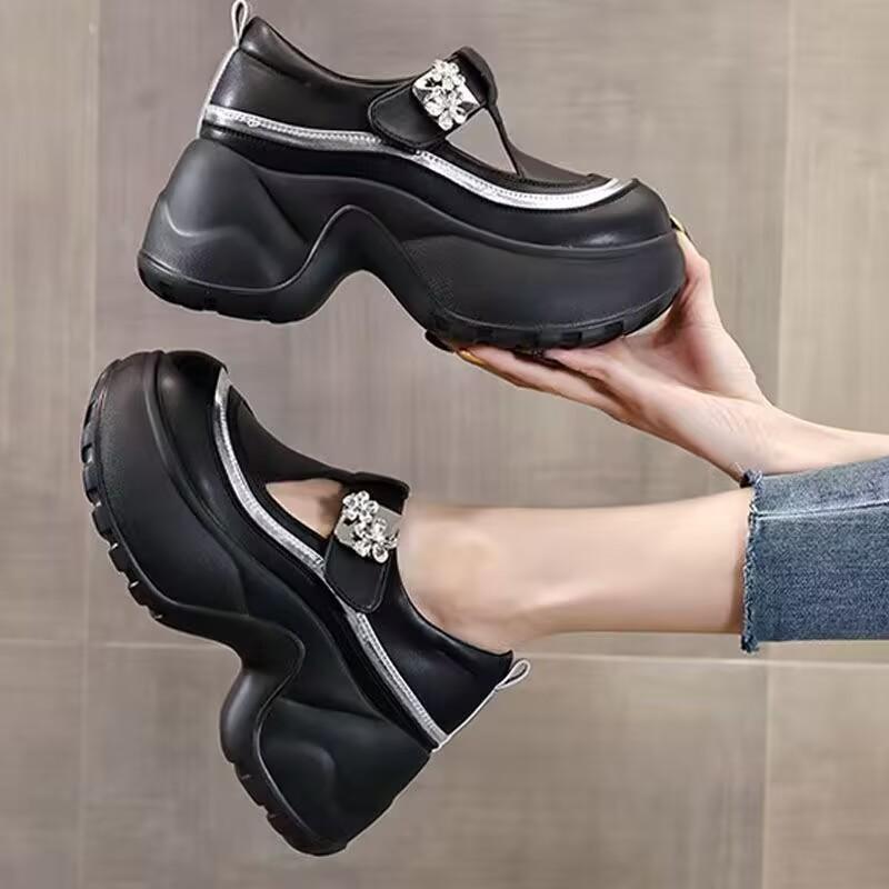 Кроссовки на толстой подошве в стиле "dad shoes" - новинка лета, дышащие и нескользящие повседневные туфли с перфорацией