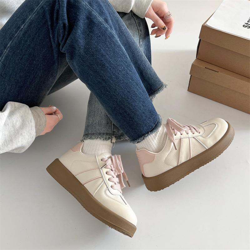 Универсальные студенческие туфли на высокой платформе для поездок на работу, белые туфли для женщин, новинка 2025 года, легкие туфли для отдыха и спорта