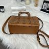[Pre-Owned] Toni Classic Monogram Print Tote Crossbody Shopping Bag - Very Good #1P6ZQ52
