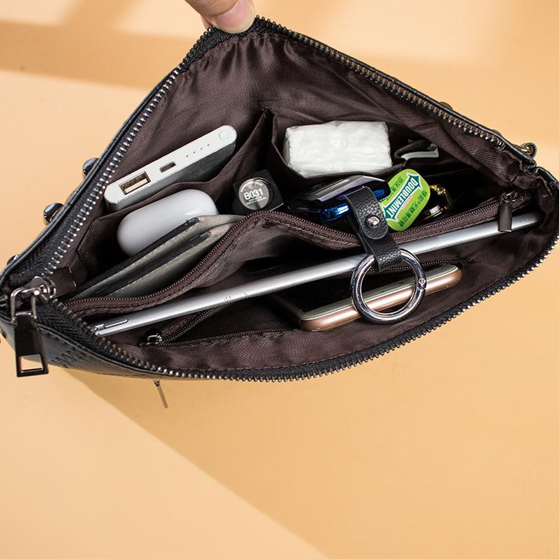 JIETOTYX Skull Purse Gothic Wristlet Wallet for Women Zipper Purse and Handbag With Wristlet Vintage Rivet Shoulder Bags Women