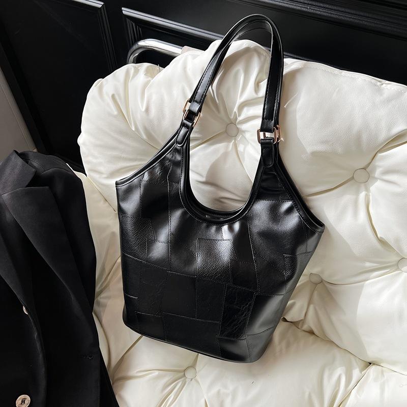 Premium Sense Large-capacity Bag Women's New Fashion Portable Shoulder Bag Commuter Versatile Tote Bag