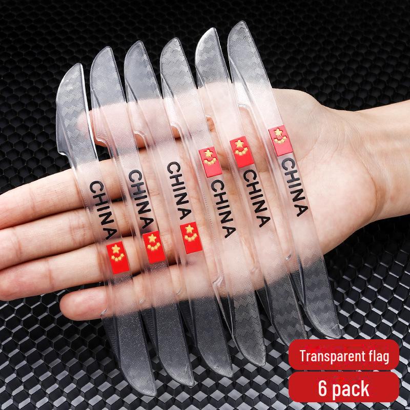 Накладки на пороги дверей, защитные дуги, наклейки на зеркала заднего вида и предметы декора.