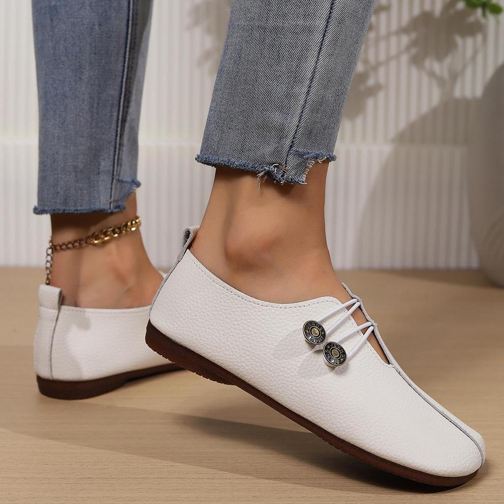 2024 Summer Women's Soft Leather Slip-On Flat Shoes, Round Toe, Plus Sizes Available