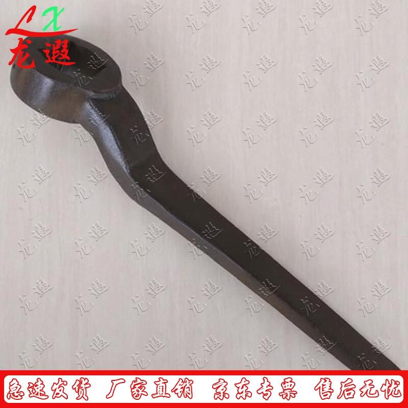 Универсальный квадратный четырехсторонний ключ Longxia
