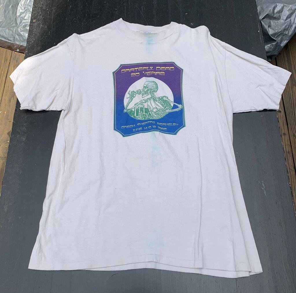 80s 1985 Grateful Dead T-Shirt White Greek Theatre Berkeley Thrashed BTH117