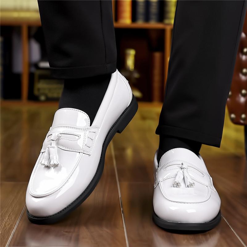 New Wedding Dress Glossy Patent Leather Tassels Shoes For Men Silp On Loafers Prom Homecoming Party Footwear Zapatos