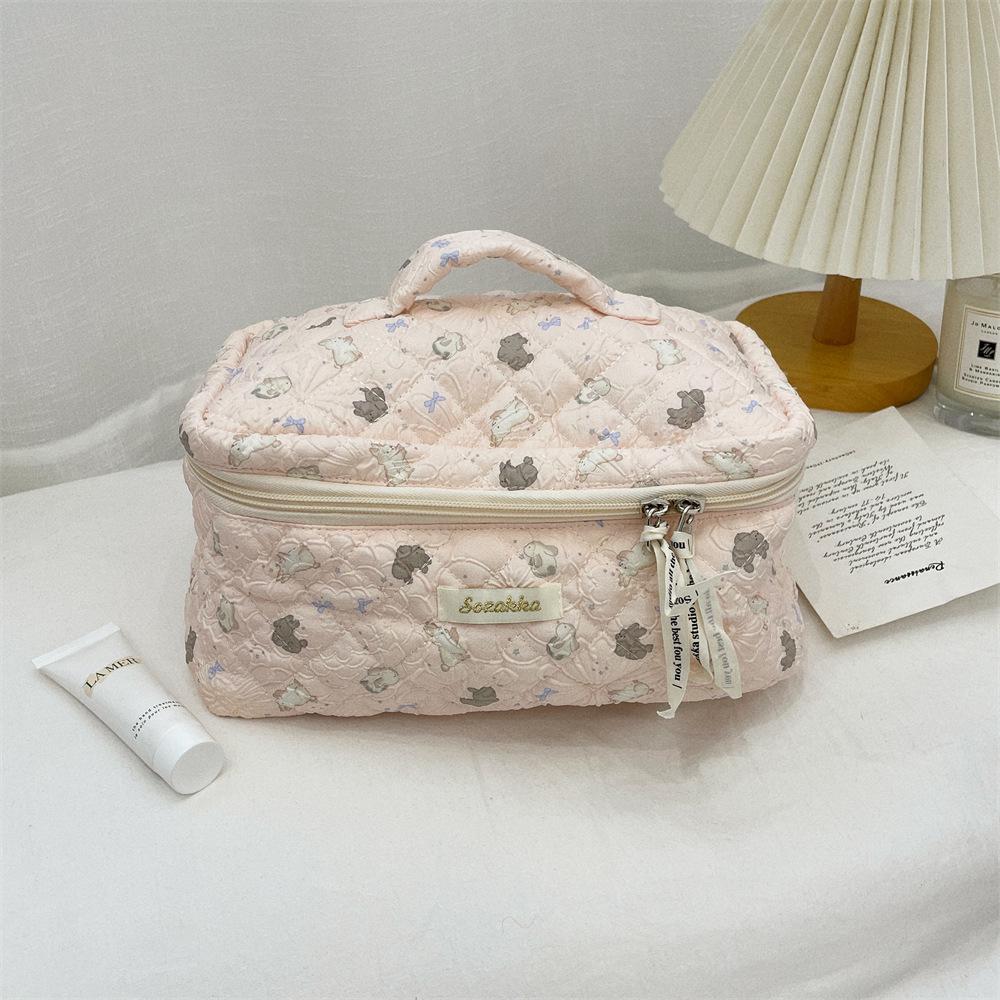 Large Capacity Cute Cartoon Cosmetic Travel Bag for Women