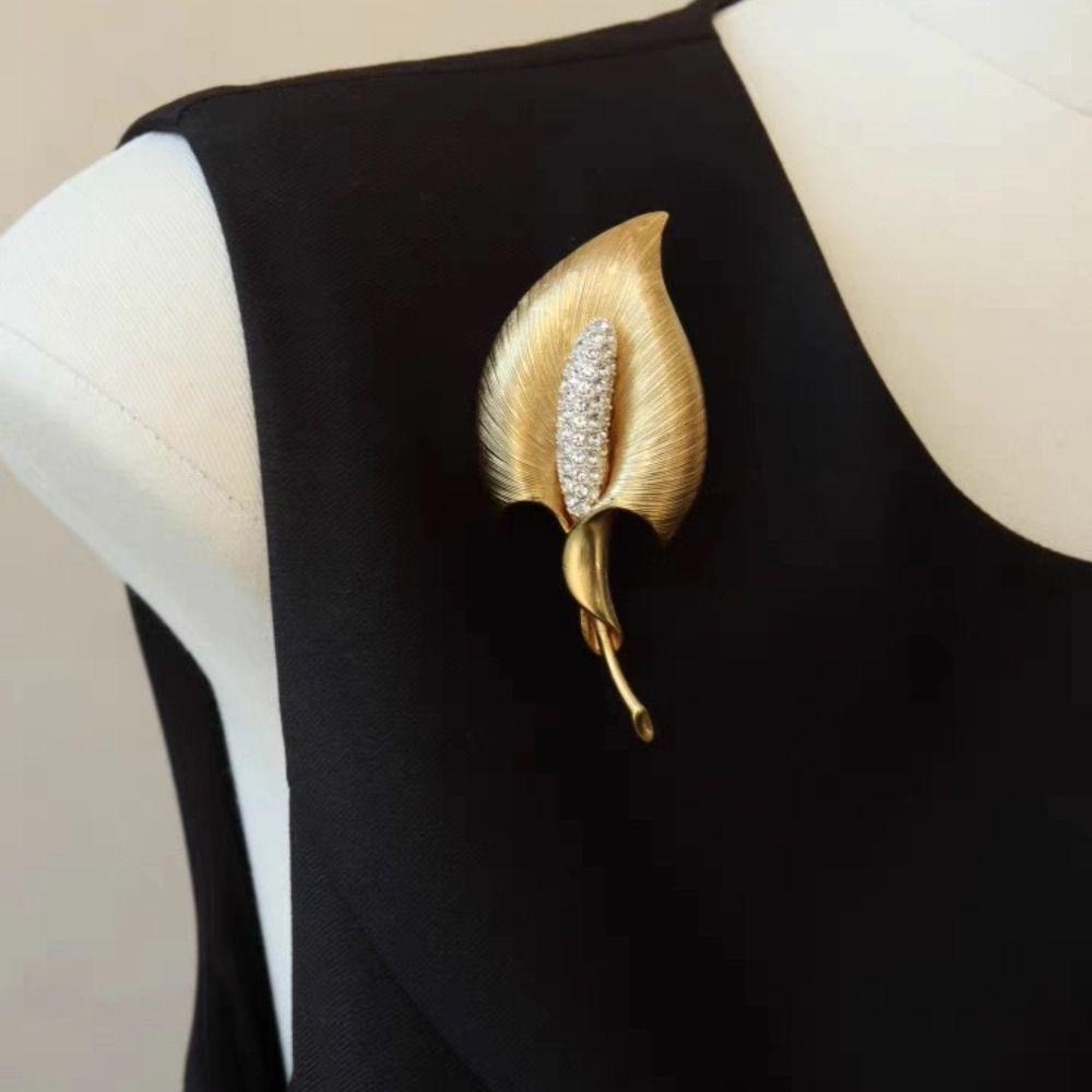 Zinc Zinc Alloy Metal Flower Brooches Jewelry Accessories Women Brooch Exaggerated Brooches  Women