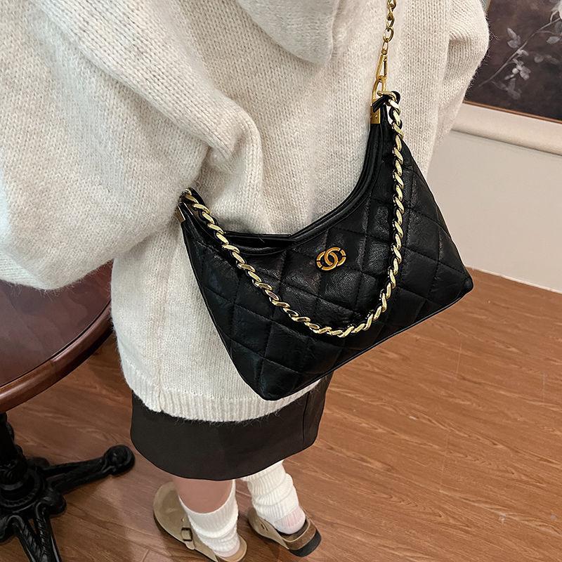 Fashion Bag Women's New French Chain Single Shoulder Exquisite Armpit Bag High-end Portable Messenger Bag Tide