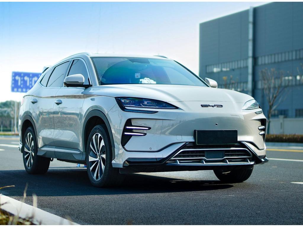 Compatible Roof and Tail Spoiler Kit for 23 BYD Song PLUS Models - Includes Rear Diffuser, Side Skirts, Front and Rear Lips.