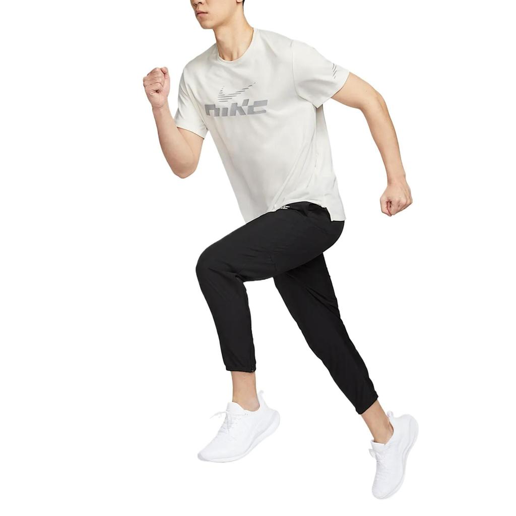 Nike Мужская футболка Miler Flash Белая IB4128-133