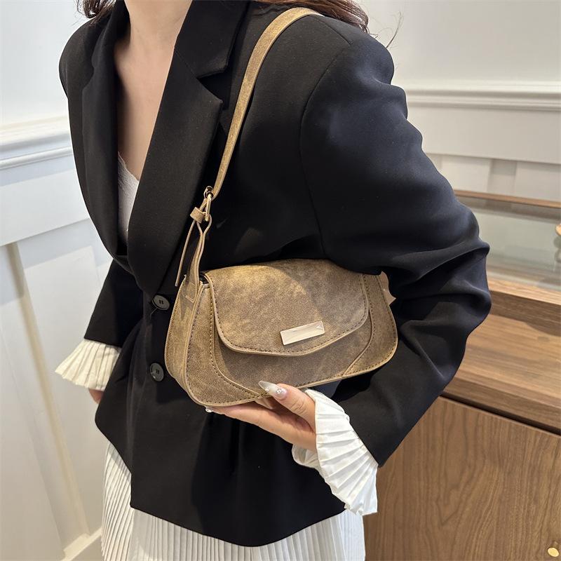 Underarm Bag Women's Summer New Retro Niche Design Single Shoulder Crossbody Bag Women's High End Bag Bag