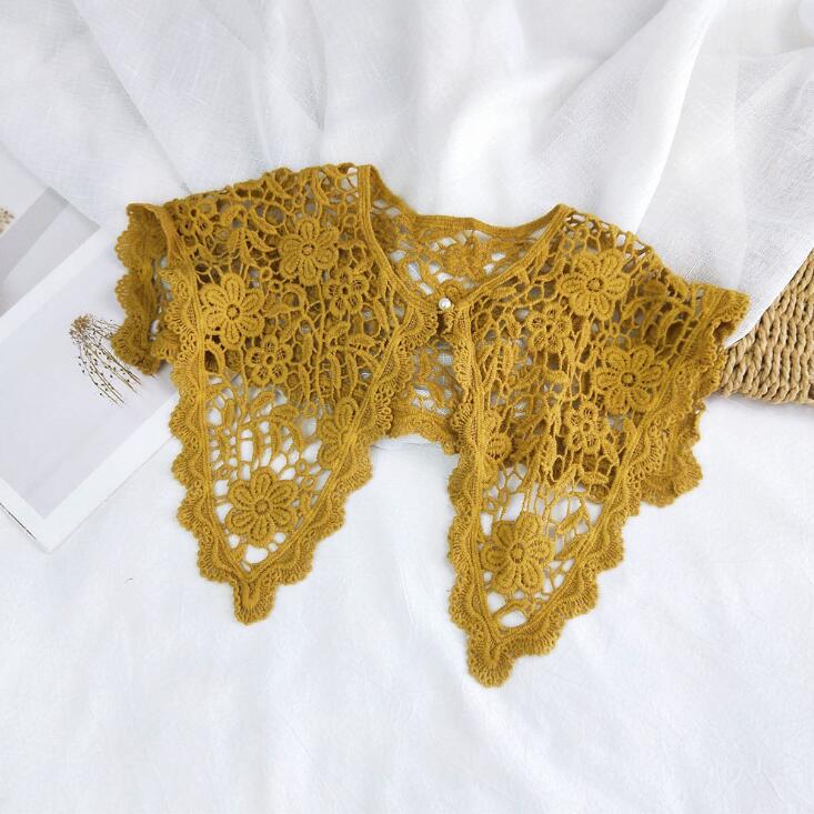 Vintage Shawl O-Neck Doll Fake Collar Shirt Women Hollow Crochet Lace False Collar Detachable Woman Half Shirt Faux Col
