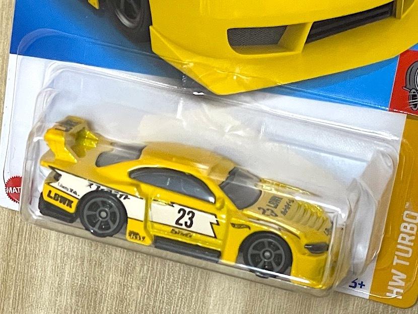 Hot Wheels 2022 LB Super Silhouette Nissan Silvia S15 Желтый LBWK Liberty Walk