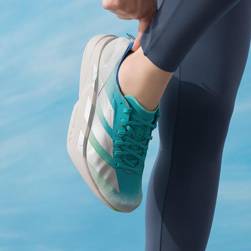 adidas Женские беговые кроссовки JS2580