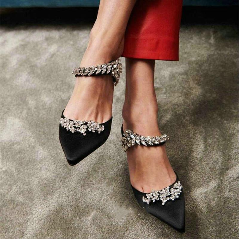 Высокая мода! Французские остроносые плоские сандалии со стразами, богиня, нишевый дизайн, чувство стиля, высокий каблук, полубосоножки
