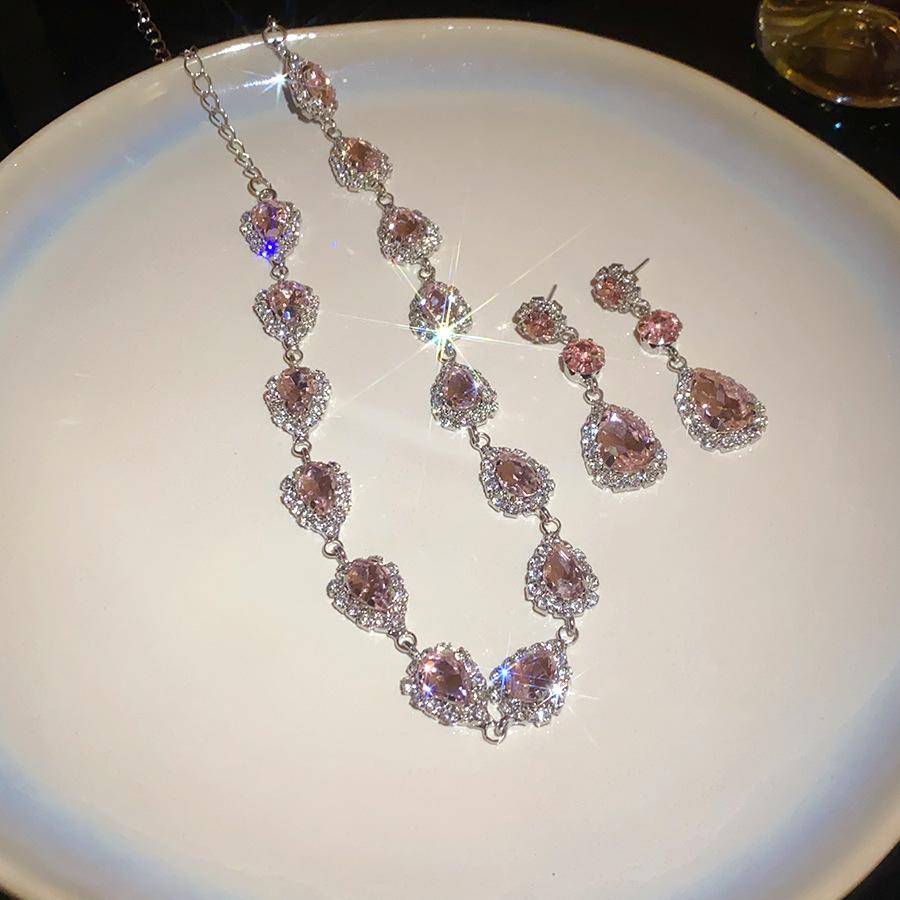Diamond-encrusted water drop necklace earrings set popular light luxury collarbone chain light luxury high-end temperament jewelry