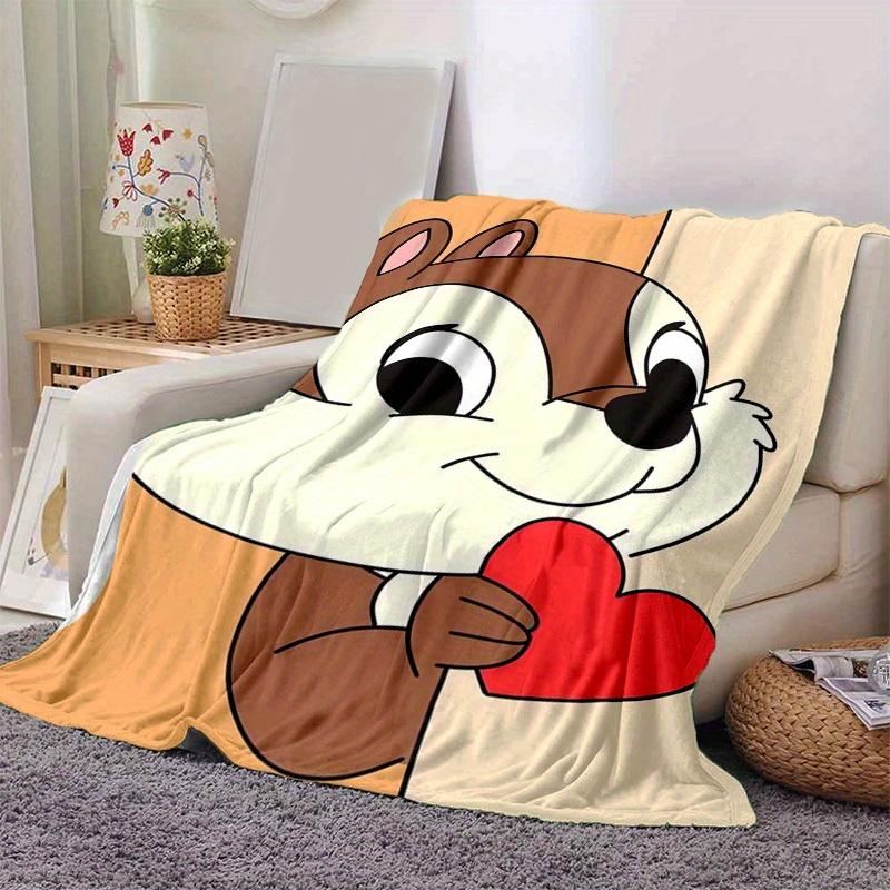 1pc, Charming Cartoon Squirrel Holding Heart Shaped Blanket Perfect for Home Decor, Couch Blanket, Travel, Camping, Office Nap, Gift Idea