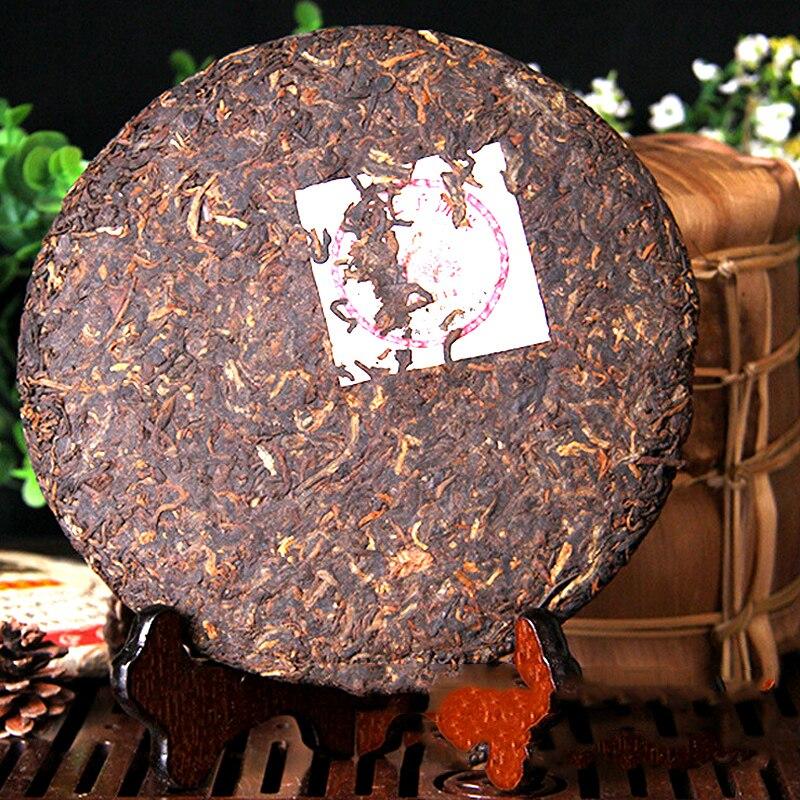 Чай Пуэр Мэнхай ручной работы 2011 года Шу Пуэр Спелый Пуэр с золотыми бутонами 375г