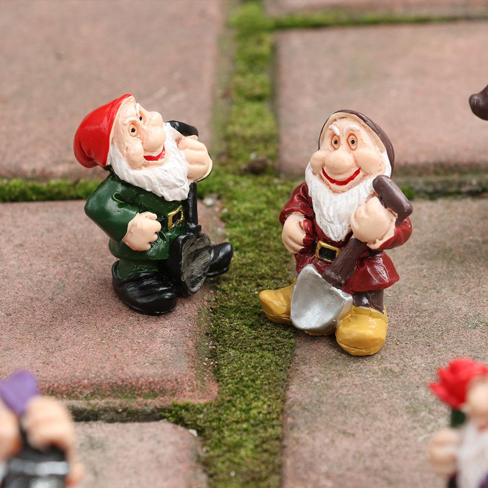 Home Courtyard Decoration Gnome Lawn Figurine Dwarf Figurines Moss Micro Landscape Garden Ornaments