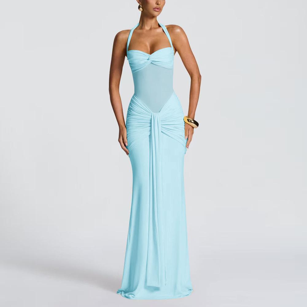 Длинное платье с сетчатыми вставками и шнуровкой
