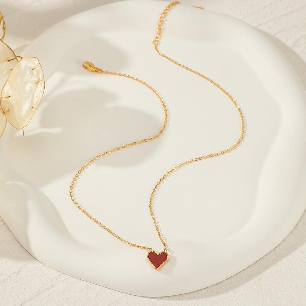 French Vintage Red Heart Pendant Necklace Adjustable Chain Women Electroplated Jewelry Light Luxury Gift