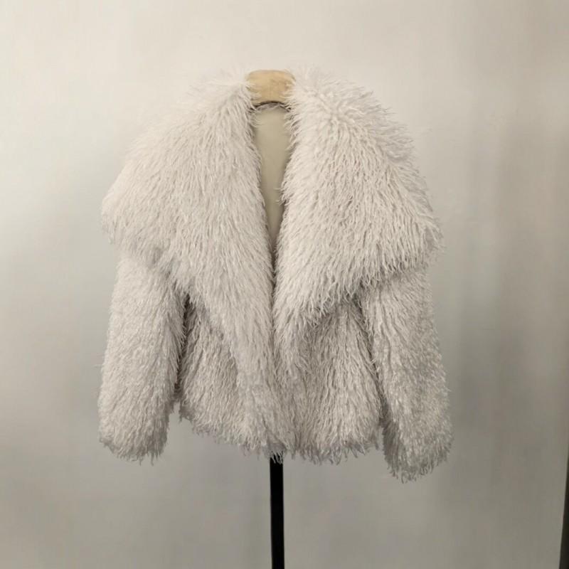 Женское короткое пальто из искусственного меха с широким воротником-лацканами, зимняя теплая верхняя одежда, в нескольких цветах