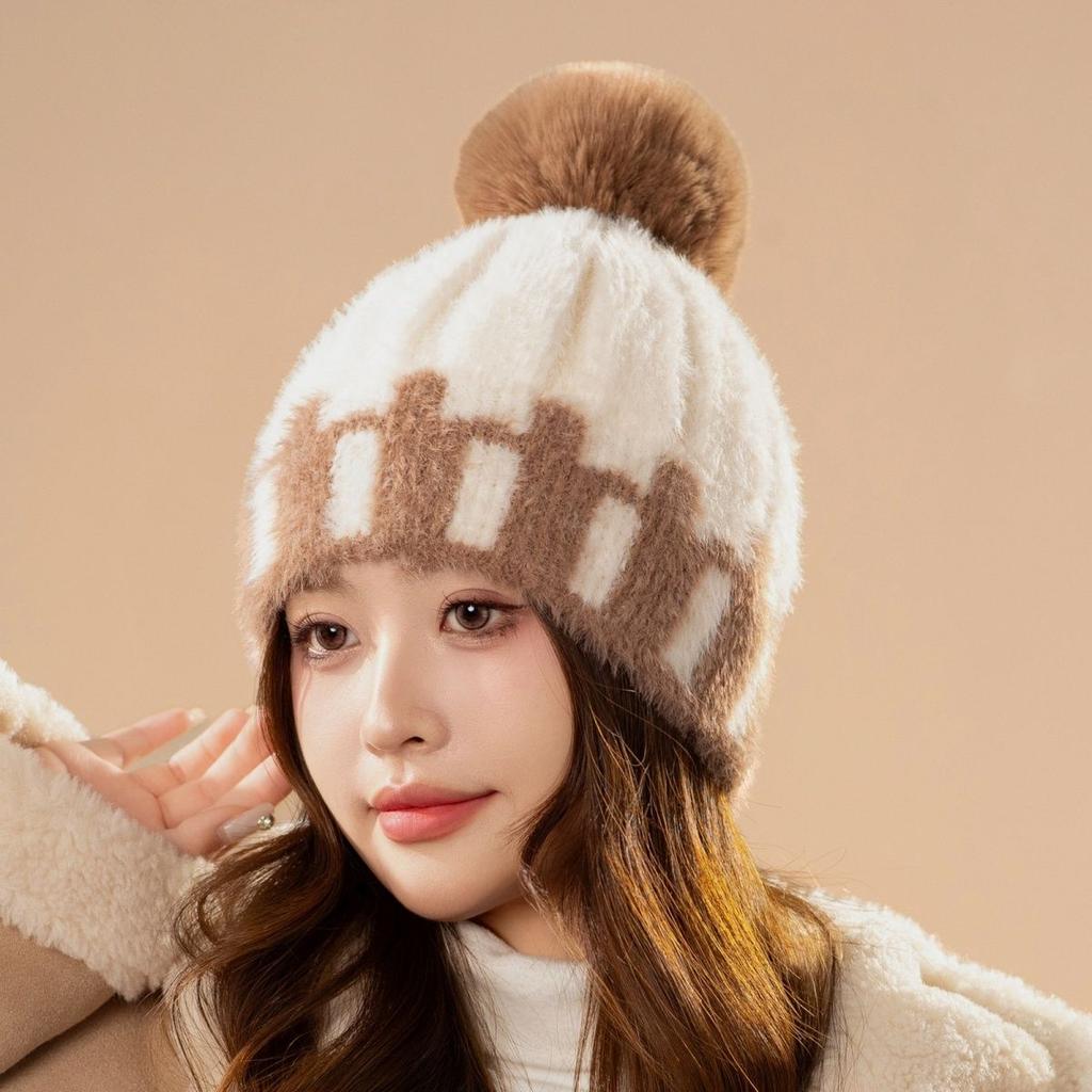 New Plush Knitted Hat Women's Winter Warm Fashion Hairball Wool Hat Outdoor Cold-proof Pullover Hat