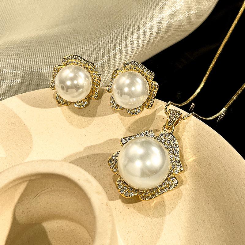 Jewelry Pearl Set Necklace Earrings Jewelry Women'S Australian White Bead Pendant Earrings Premium Sense