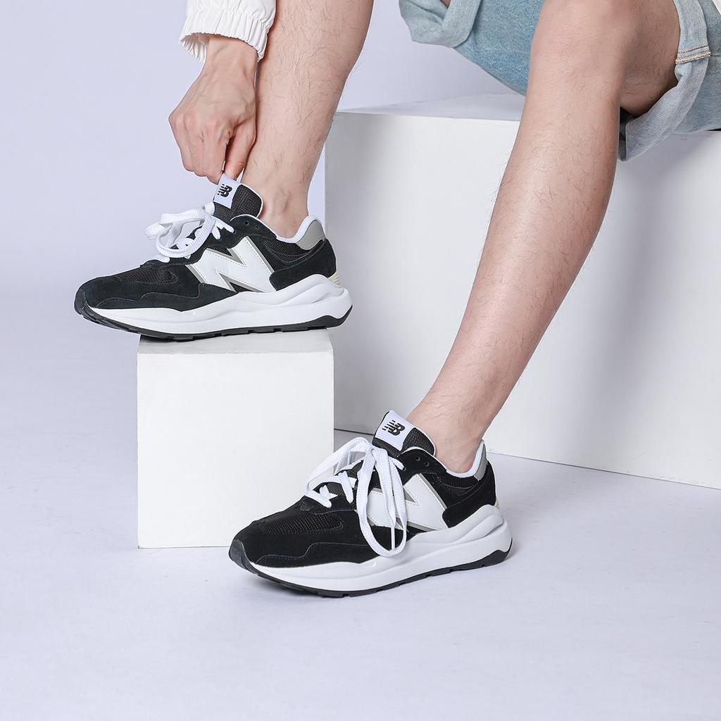 New Balance 57/40 Черно-белый Унисекс M5740CB