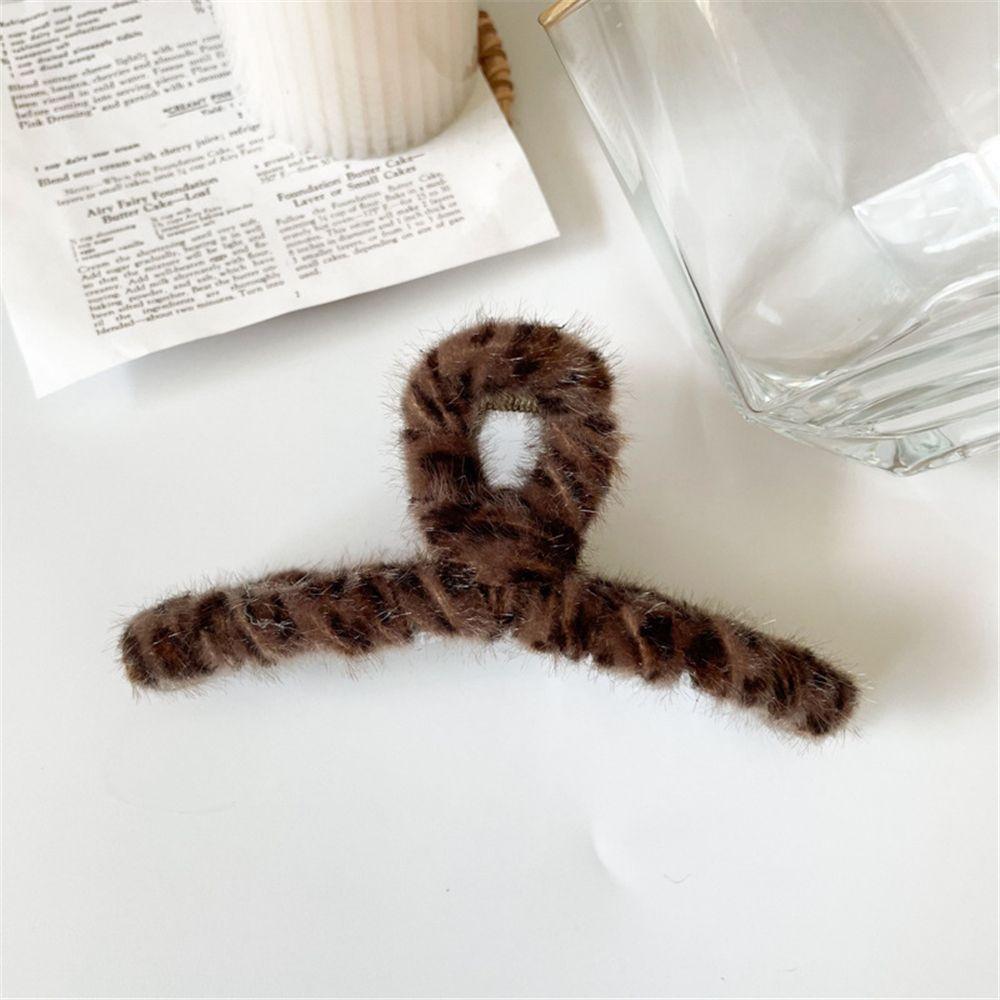 Women Girls Autumn Winter Barrette Hairgrips Leopard Hairpins Faux Fur Hair Claws Plush Hair Clip
