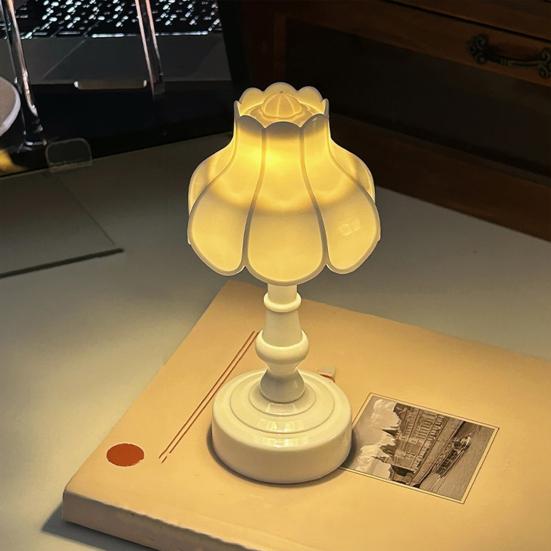 Night Light Mini Flower Shape Soft Glow Warm Light Desk Lamp with Adjustable Brightness Touch Control Portable Table