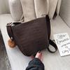 Женская сумка Crossbody из искусственной кожи, с подвеской-помпоном