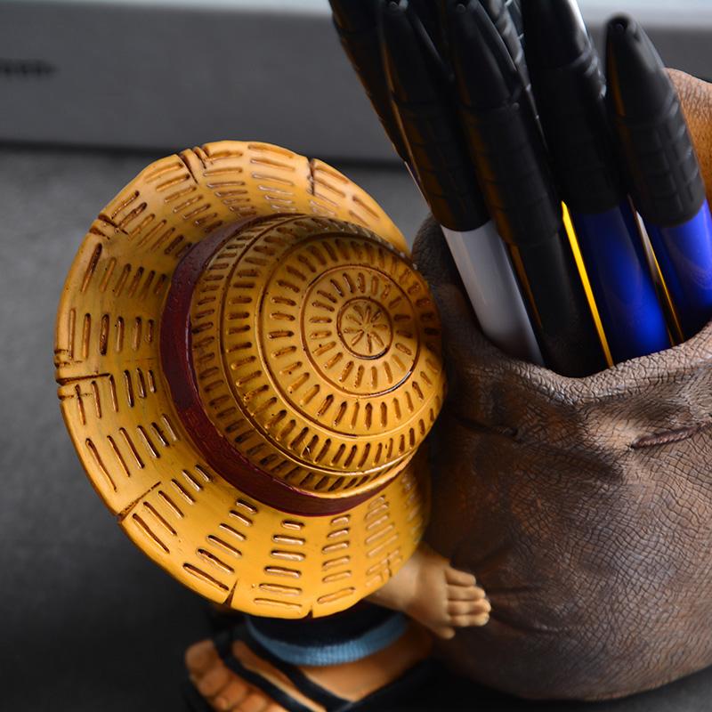 Аниме One Piece Luffy, смоляные офисные держатели для ручек, коллекционная обезьяна D Luffy, 10 см, настольный держатель для карандашей, экшн-фигурка, офисное использование