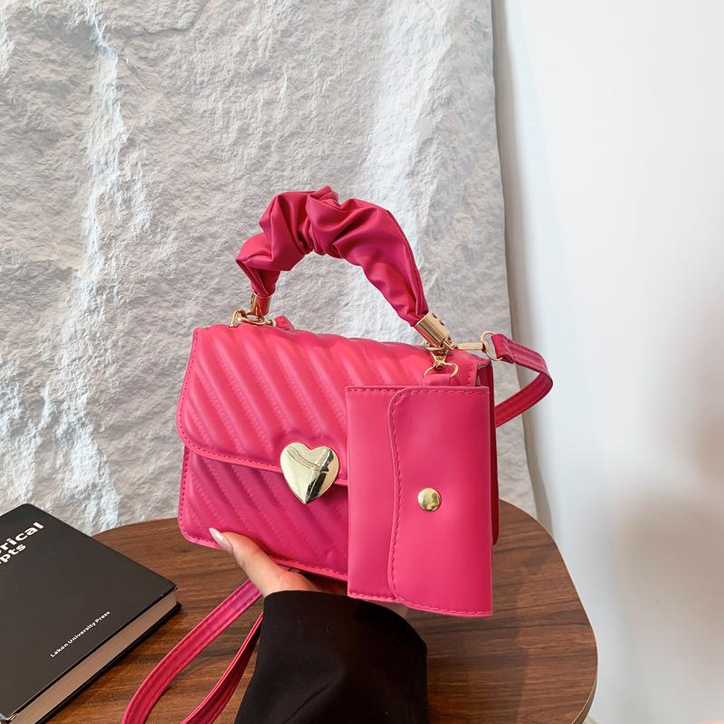 New Messenger Bag Small Square Bag Fashionable Casual Texture Women's Bag Hand Commuting Simple Personality Popular Shoulder Bag