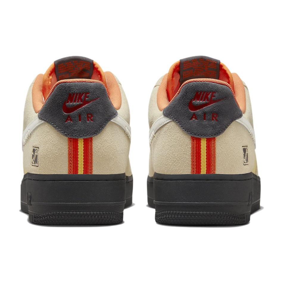 Nike Кроссовки унисекс Air Force 1 07 Somos Familia Тан Sanddrift University-Red DZ5355-126