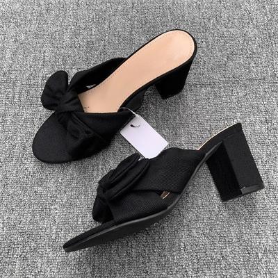 Летние новые шлепанцы Мода Круглый носок Бант Деним Блочный каблук Открытый носок Супермягкие Нескользящие Женские Крутые Шлепки