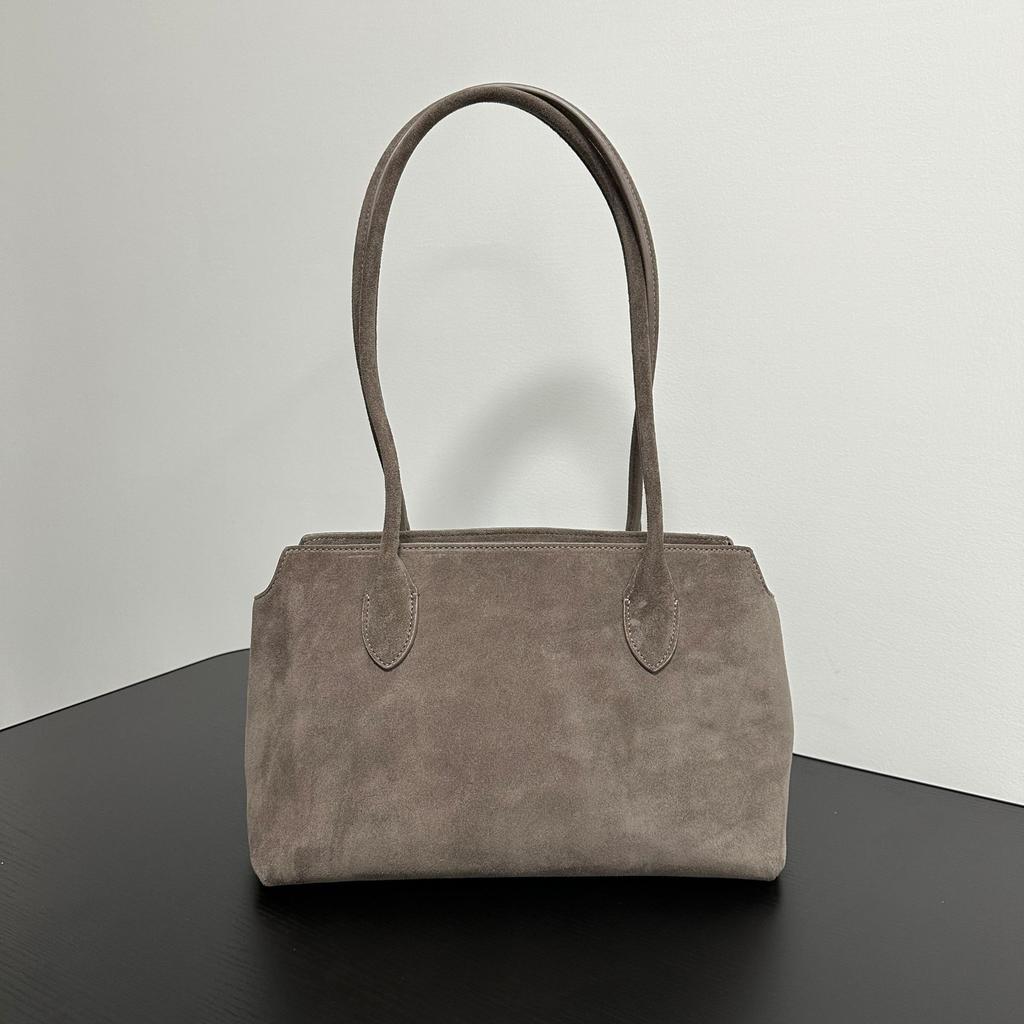 2025 Новая сумка-тоут в стиле легкой роскоши, минималистичная, кофейного ретро-цвета, из замши, для commuters, универсальная, на плечо, под мышку, женская сумка