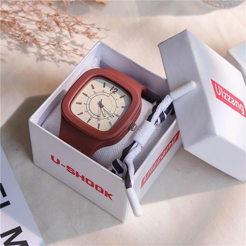 Fashion Women Watches Square Dial Pin Buckle Quartz Watch Women Luxury Ladies Electronic Wristwatches Silicone Female Clock Gift