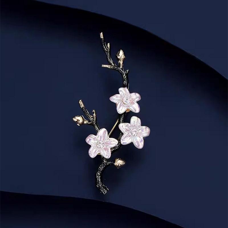 Элегантная брошь в стиле ретро с цветком сливы: Высококачественный женский чонсам с цветочной брошью
