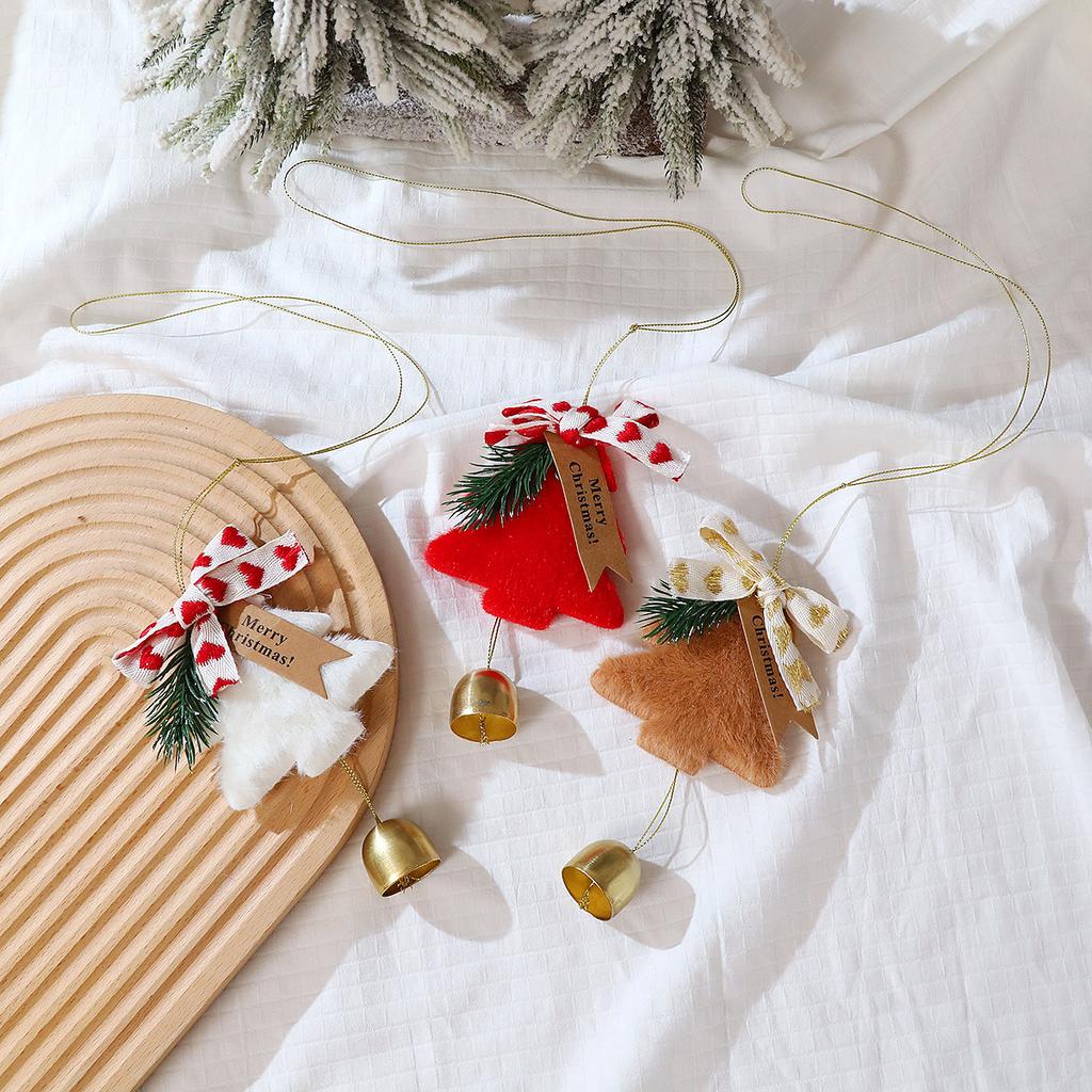 1pcs Plush Christmas Tree Decorate Bells Pendant Scene Create Atmosphere Props And Creative Hanging Accessories Home Decoration