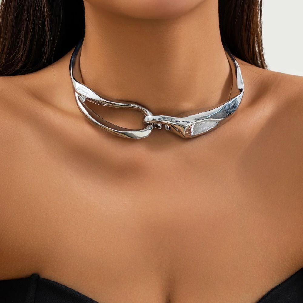 Irregular Chunky Chain Necklace Heavy Metal Twisted Chain Vintage Choker Necklace Women