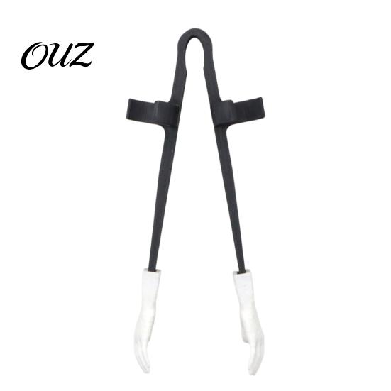 Hands Free Eating Tool Finger Chopsticks for Gamers, Portable Lightweight PLA Tongs, Reusable Plastic Palm Shaped Food Clip Snack Clips Video