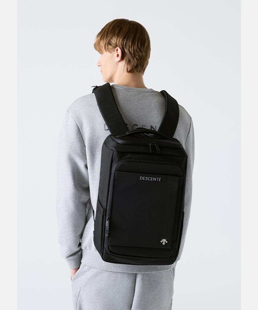 Двухлямочный рюкзак Descente Dos (Набор: Кошелек-кардхолдер 25 л и мешок для обуви) Черный Sr123Ubp10