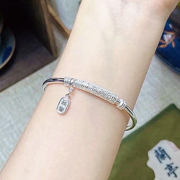 New Chinese style national style, peace and joy bracelet, Xiangyun solid light luxury niche design temperament, simple gift for girlfriend