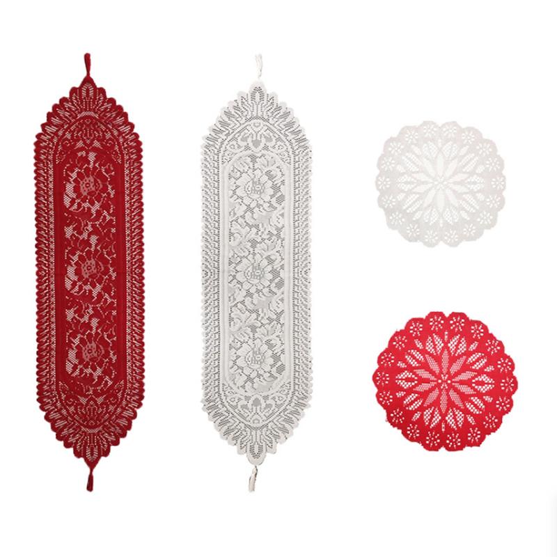 European And American Christmas Red And White Lace Decoration With Snowflakes With Hanging Ball Table Runner Placemat